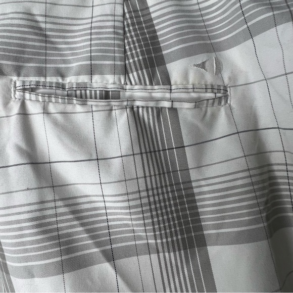 Grand Slam Golf Mens Flat Front Chino Shorts White Plaid Size 40 Polyester. - Picture 3 of 10